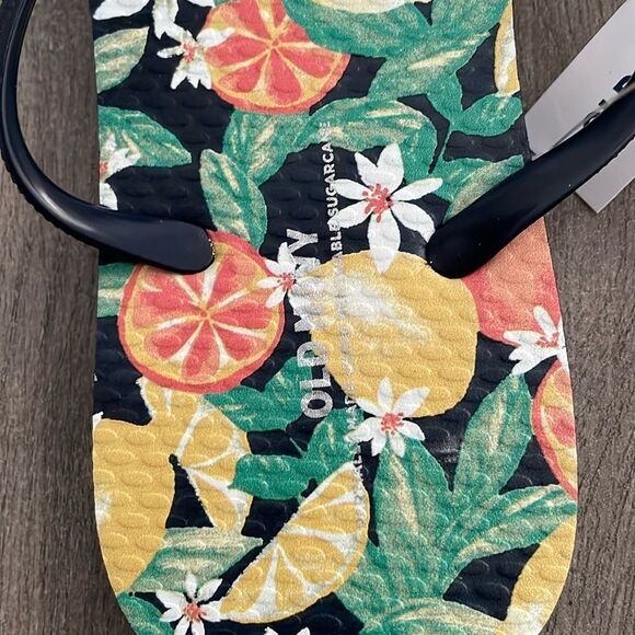 ❤️NWT Old Navy lemon orange summer flip flops size 7 - Picture 3 of 5